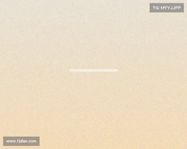 拳击巅峰之战：世界拳王争霸赛激情开打，拳手全力拼搏争夺至高荣耀